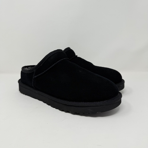 New UGG Classic Slipper In Black Women's Sz 10 - Picture 4 of 16